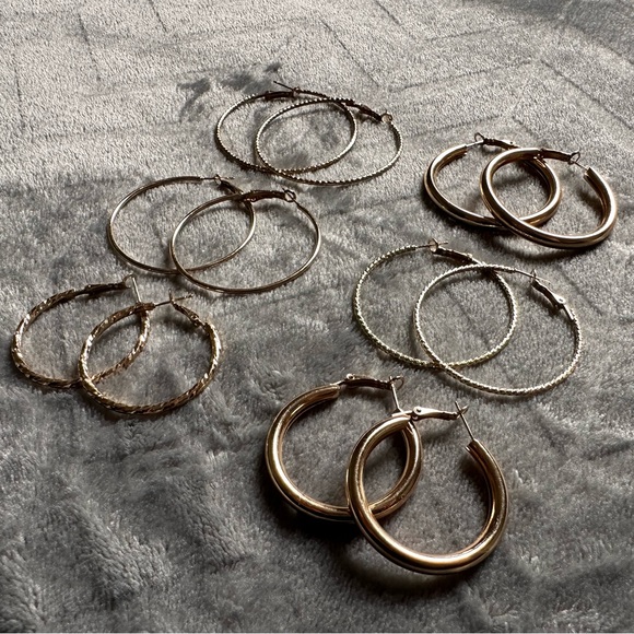 Beautiful earrings from SHEIN - Picture 2 of 2